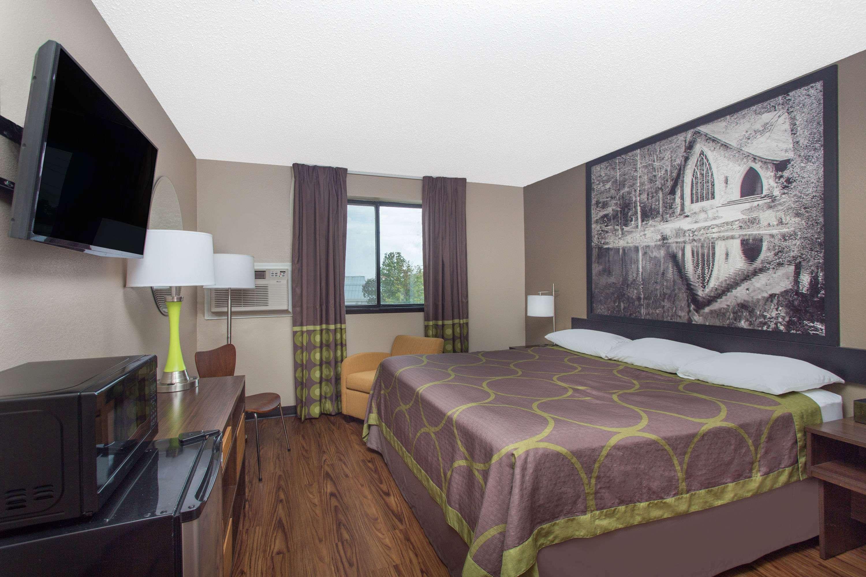 Hotel Super 8 By Wyndham Columbus Airport Exterior foto